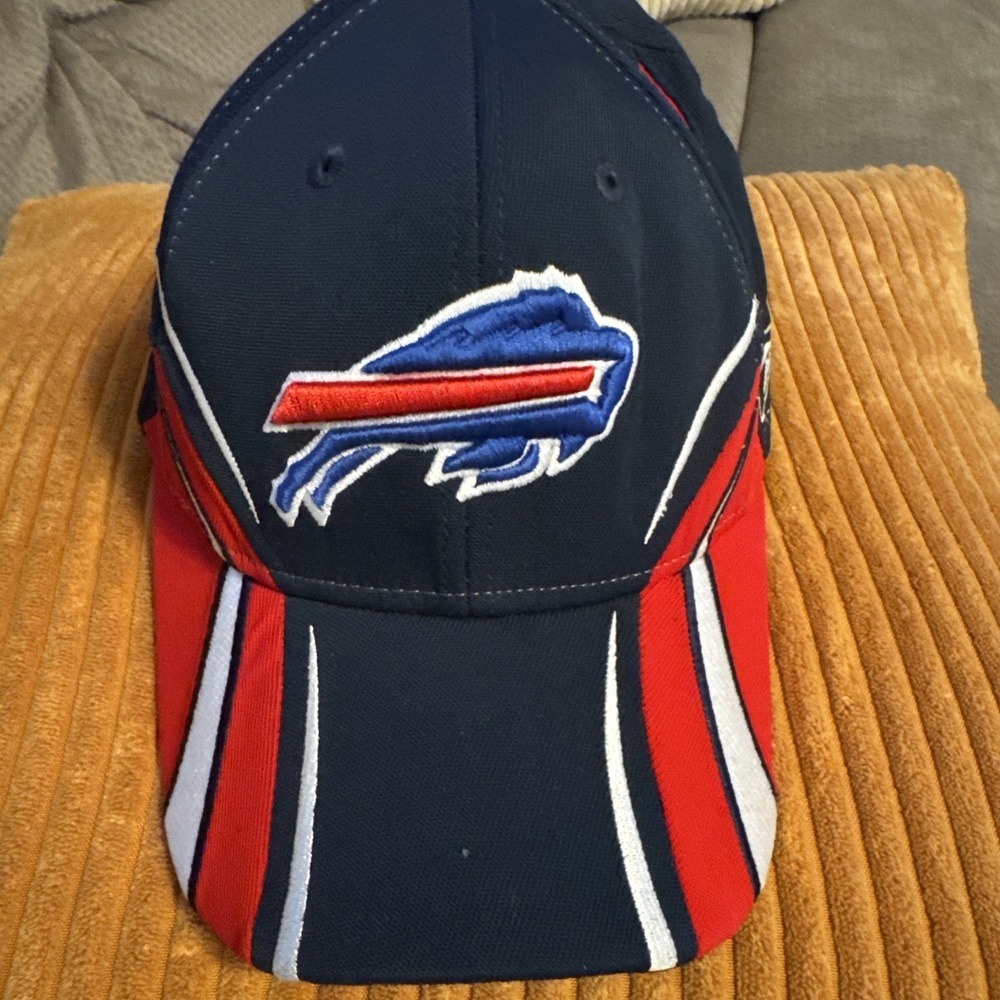 Buffalo Bills Reebok NFL 3D Logo Fitted Hat 90's Vintage